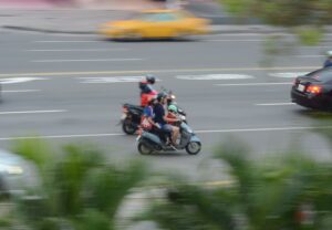 バイクの3人乗り